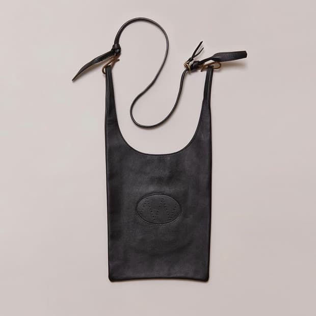 나이스네스 niceness LOWE 블랙