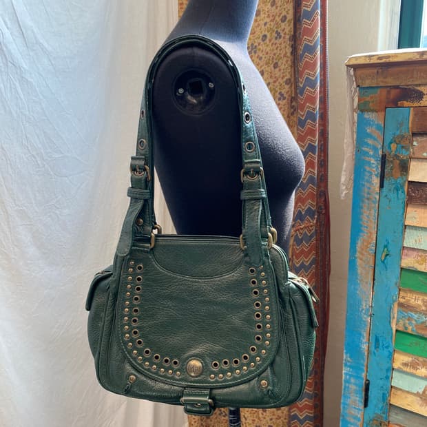 마크제이콥스 그린 숄더백