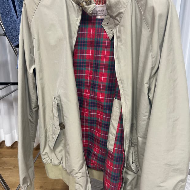 바라쿠타 G9 44사이즈 베이지