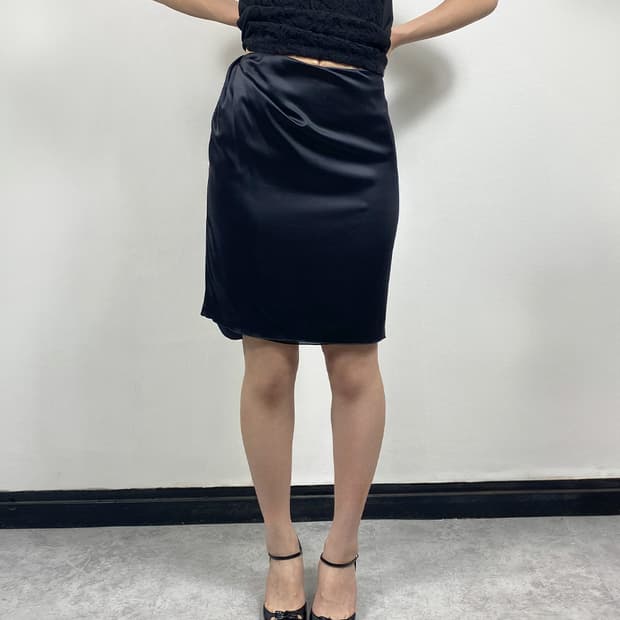 발렌티노 드레이프 실크 스커트