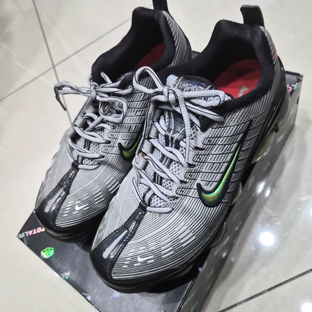 나이키 에어 베이퍼맥스 360 회색 운동화