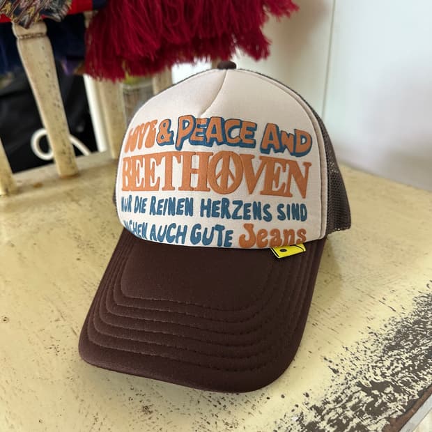Kapital 캐피탈 러브 앤 피스 베토벤 매쉬캡