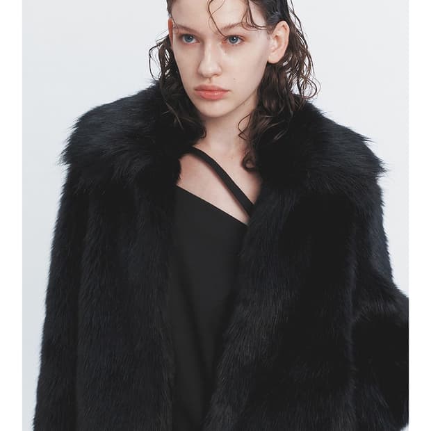 해브레스 HAILEE FAUX FUR JACKET BLACK
