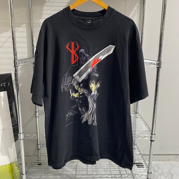 베르세르크 부틀렉 애니메이션 티셔츠