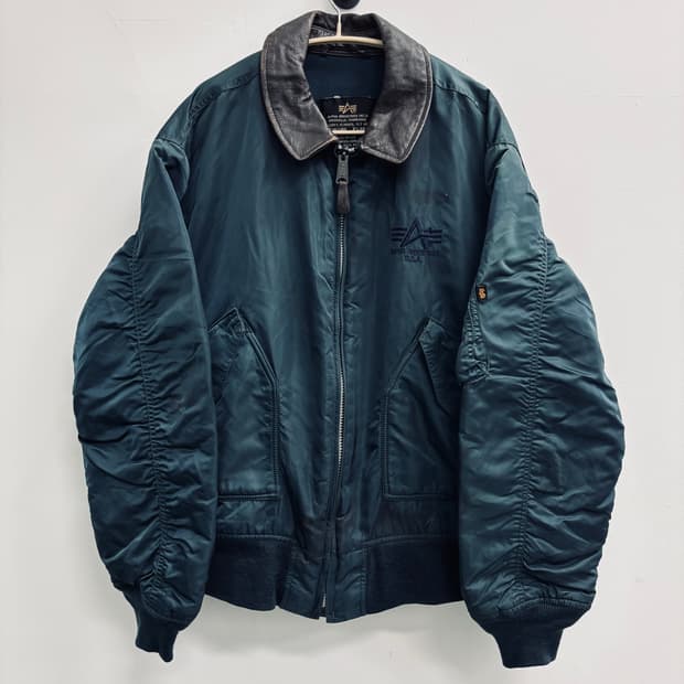 알파 인더스트리 ALPHA INDUSTRIES B-15 플라이트 자켓