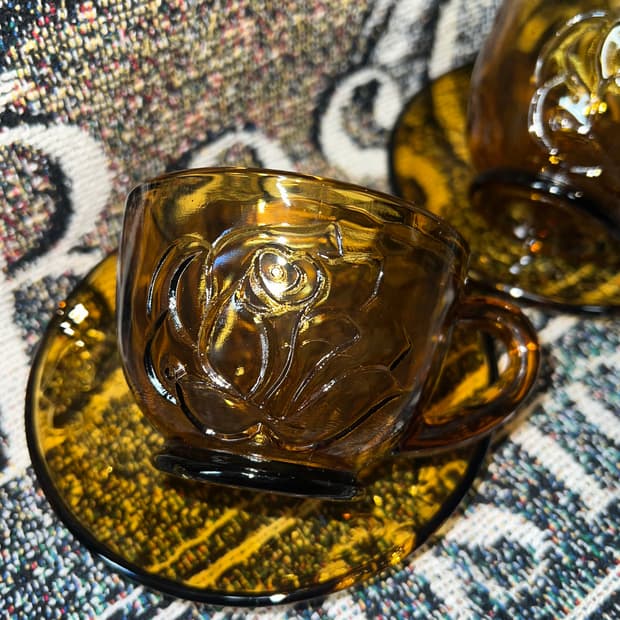 70s Korean Amber Rose Presses Glass Cup