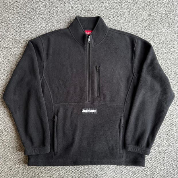 슈프림 폴라텍 하프 집 풀오버 블랙