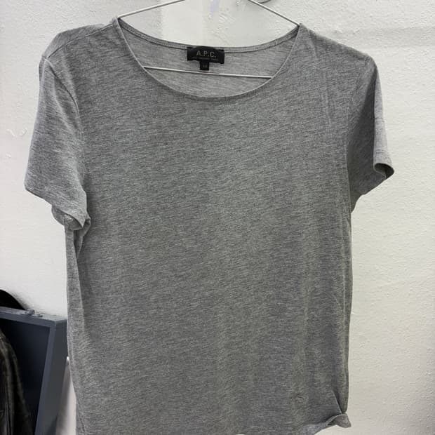 아페쎄 그레이 반팔티셔츠