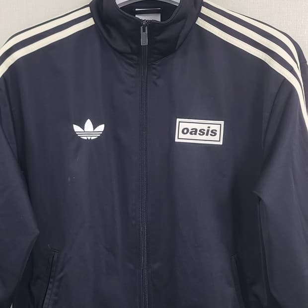 아디다스 오아시스 트랙탑 블랙 kr 사이즈 m