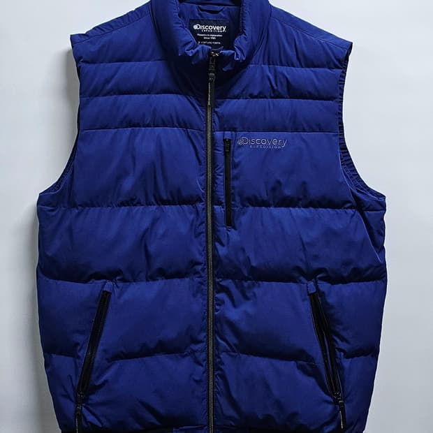 디스커버리 남성 블루 패딩 조끼 110