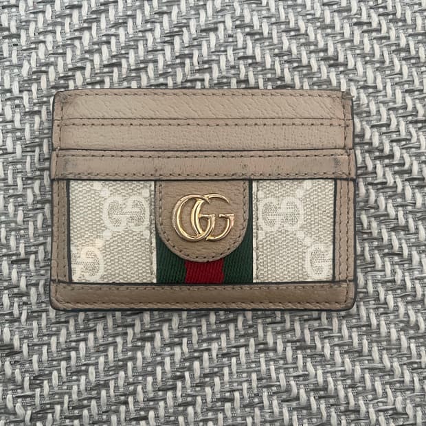 구찌 카드지갑 (정품) 크림베이지 싸게 처분해요