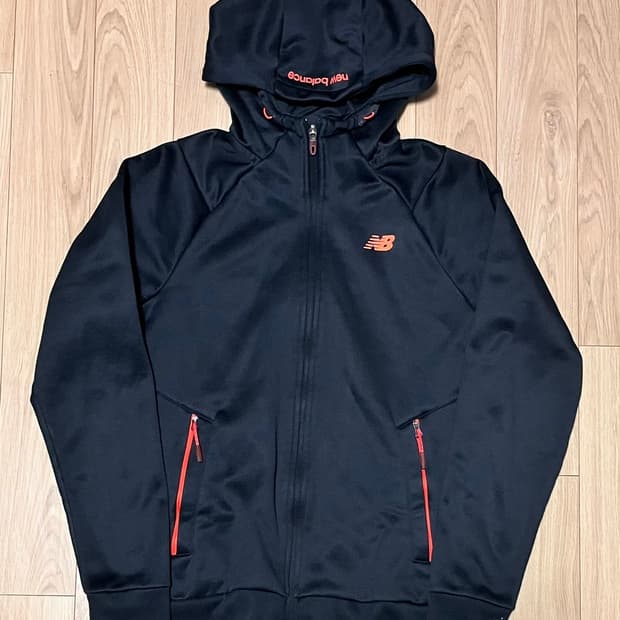 뉴발란스 Essential 집업 자켓 95