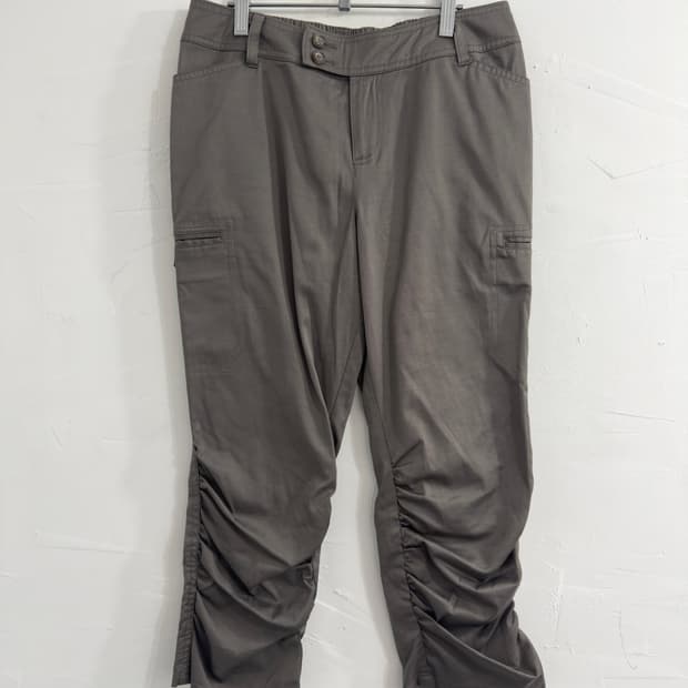 side shirring capri pants
