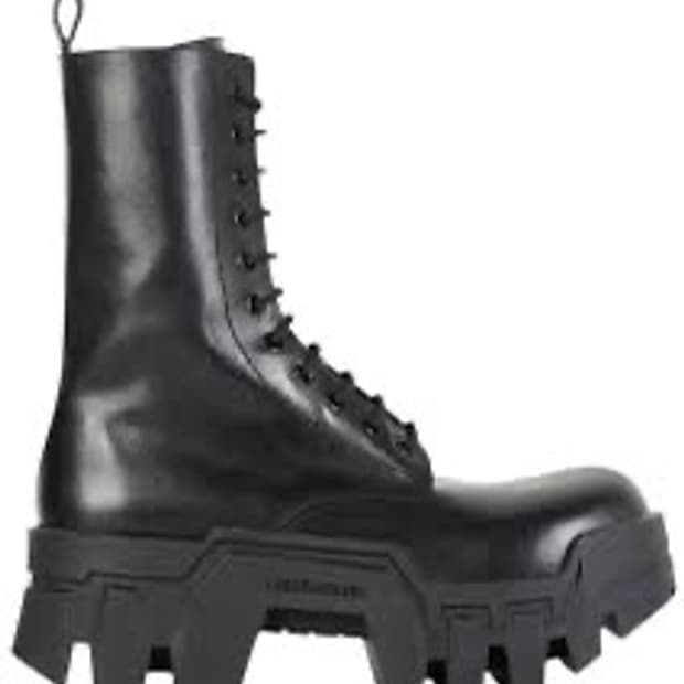 발렌시아가 불도저 레이스업 부츠[42]