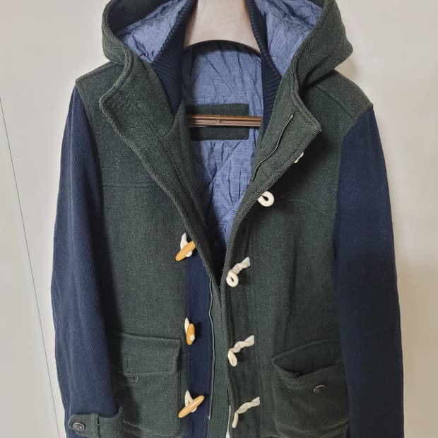 시리즈 울멀티배색 더플자켓 105사이즈 상태굿
