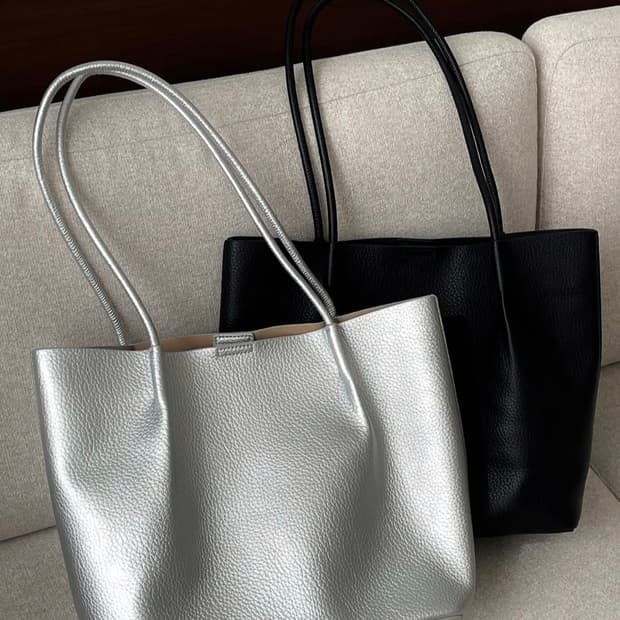 🖤새상품🖤 쏭라벨 가죽 숄더백