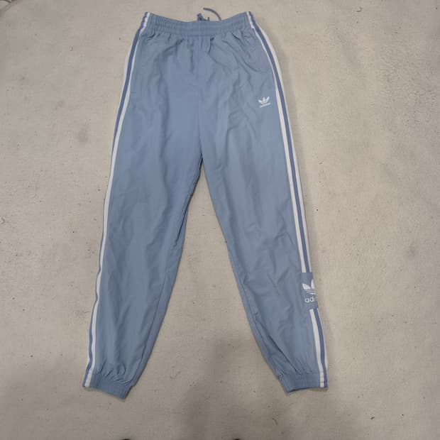 아디다스  우븐조거팬츠68