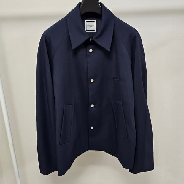 우영미 백로고 셔츠 자켓 50사이즈 105 판매