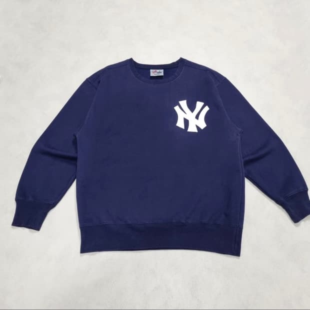 뉴에라 마제스틱 맨투맨