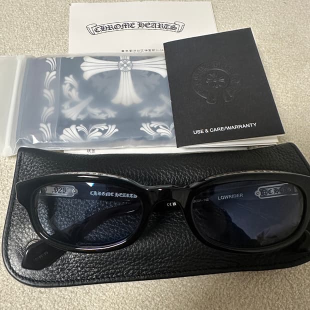 (새제품) 크롬하츠 로우라이더 유광 블랙 52 사이즈 제니