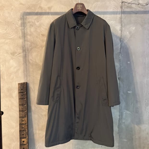 아르마니 꼴레지오니 패딩코트 100