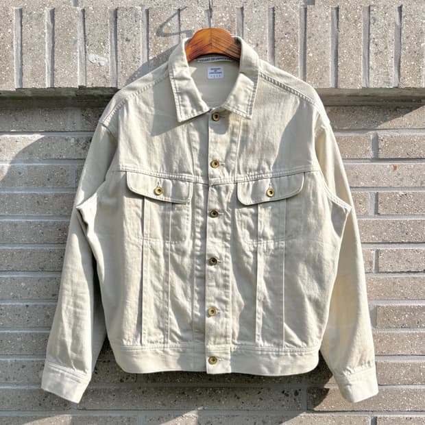 Necessary or Unnecessary 트러커 자켓