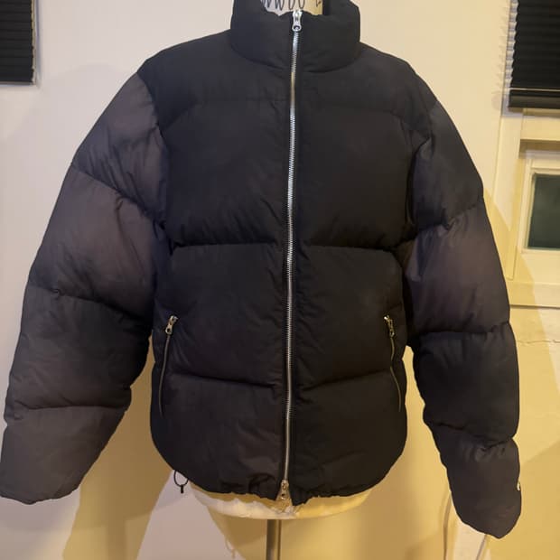 스투시 리사이클 나일론 다운 퍼퍼 빈티지 블랙 