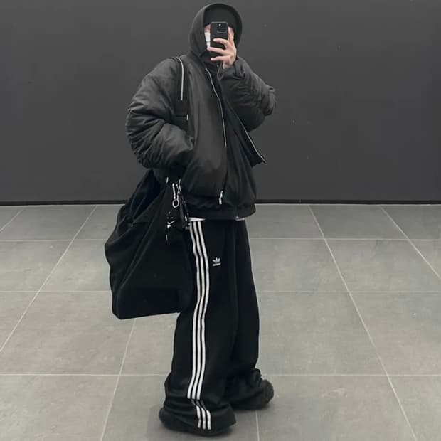 (M) 아디다스 릴랙스드 팬츠 블랙