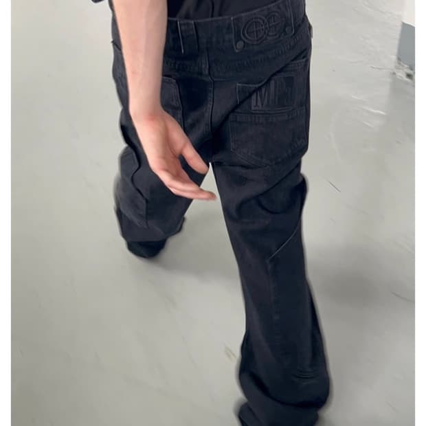 MPa CALF POCKET PANTS