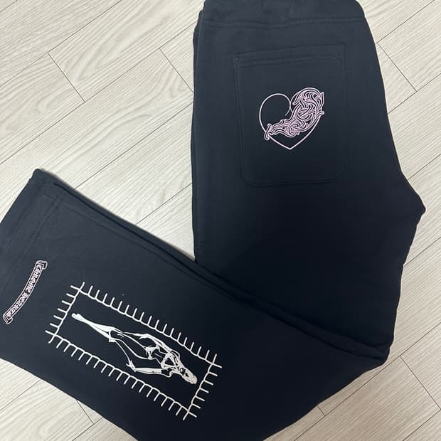 새상품) 데들리돌 스웻팬츠