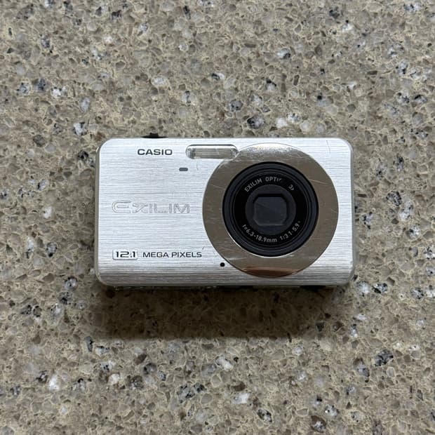 카시오 엑슬림 ex-z90 실버 (한국어 지원 모델)