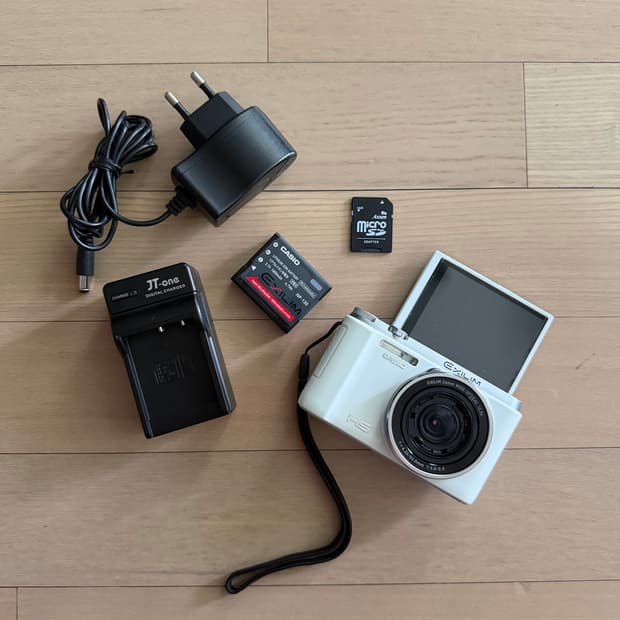 카시오 엑슬림 Casio exlim EX-ZR1000