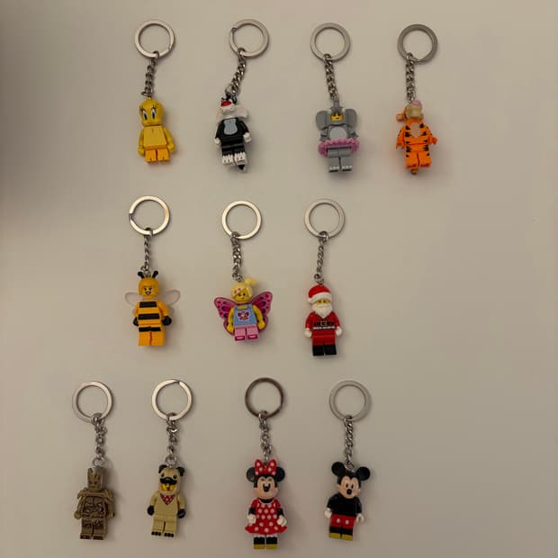 레고 정품 희귀 키링 (트위티 티거 꿀벌 코끼리 산타 미키 그루트 등)