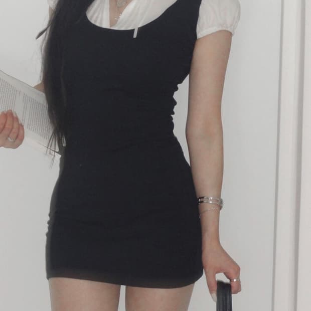 Angelnumber555 엔젤넘버555 이터널 걸후드 원피스🖤