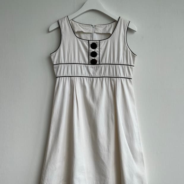 Vintage Button Detail Dress