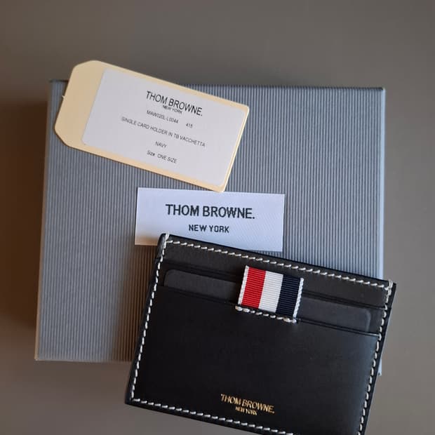 톰브라운 바케타 레더 싱글 카드지갑