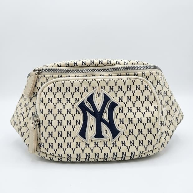 MLB 엠엘비 힙색 가방! 디자인 짱 이뻐요 사이즈 조절가능!