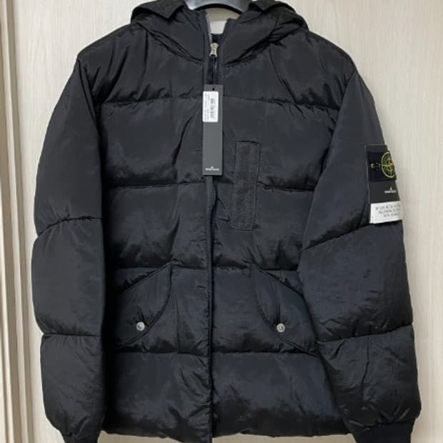 스톤아일랜드 나일론메탈 패딩 블랙