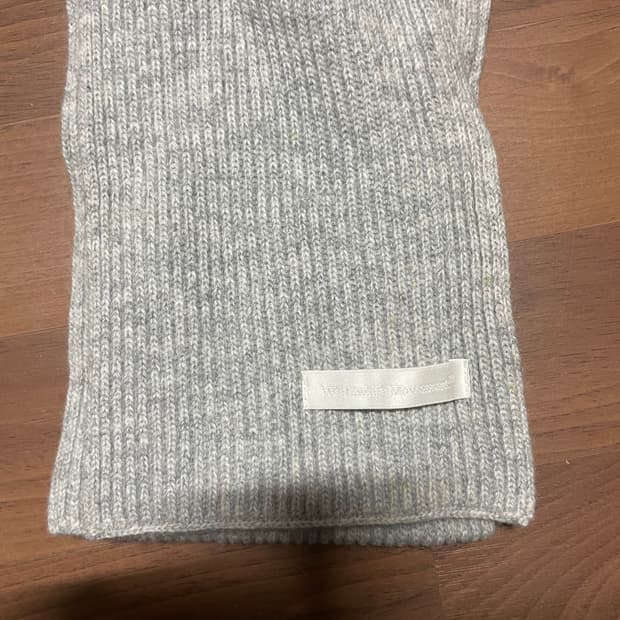 월스와일무브먼트 머플러