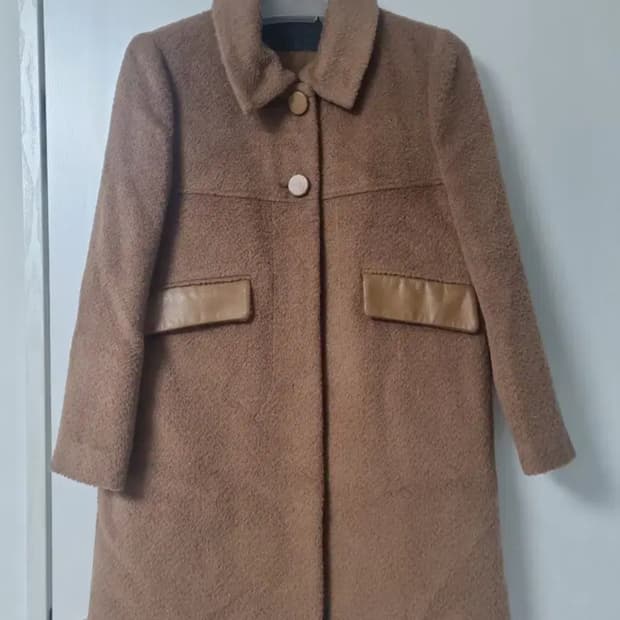 브라운 부클 알파카 울코트