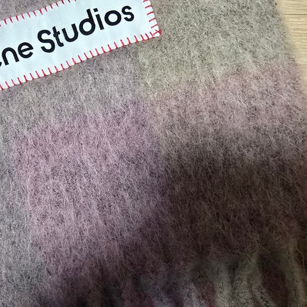 아크네 스튜디오 머플러