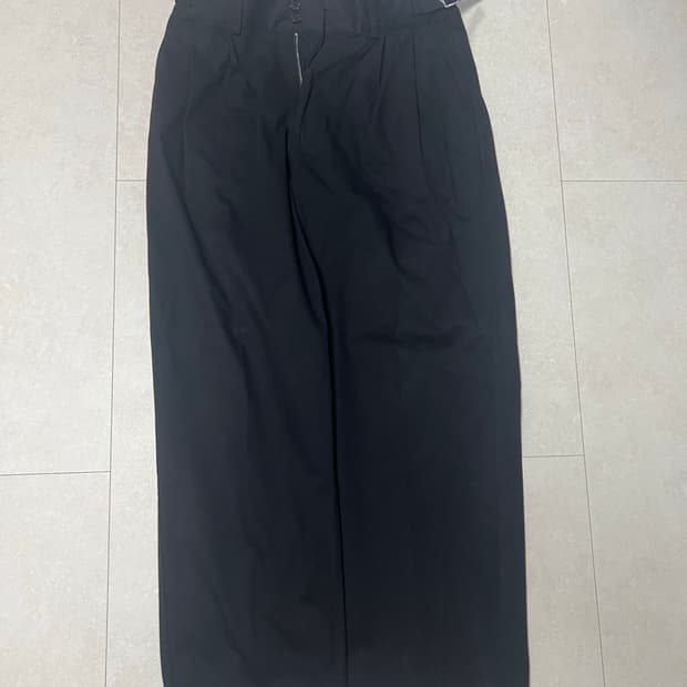 [2] 어나더오피스 산티아고 치노 팬츠 올모스트 블랙