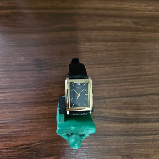 세이코 탱크 쿼츠 시계 (Seiko 7431-5300)