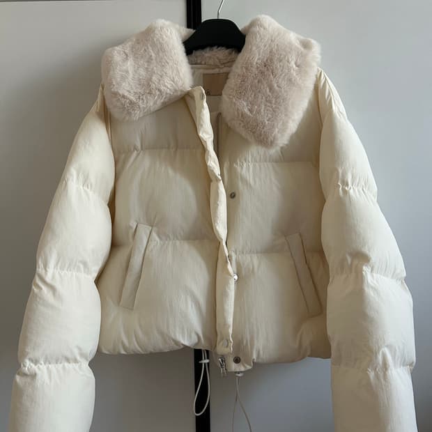 아틀리에 나인 크롭 퍼 카라 푸딩 패딩