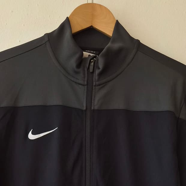 나이키 남성 드라이핏블랙배색져지점퍼