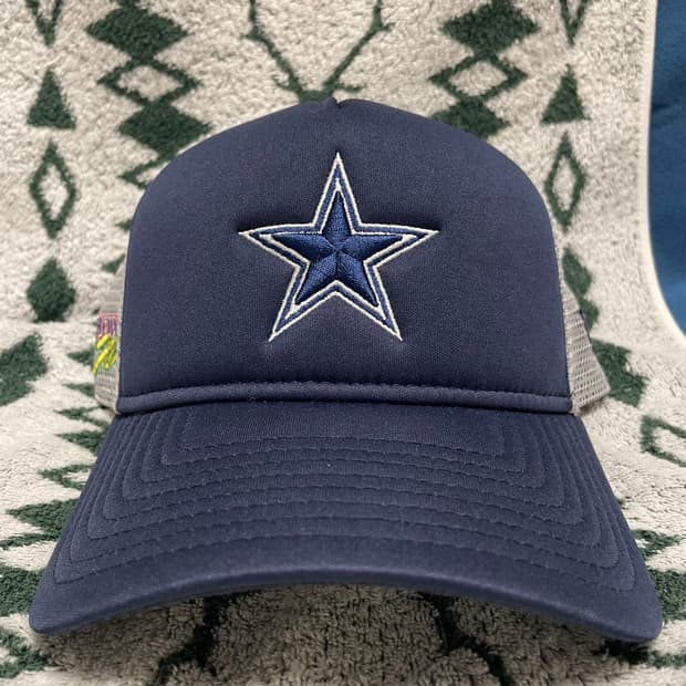 뉴에라 NFL 댈러스 카우보이스 A프레임 트러커 볼캡