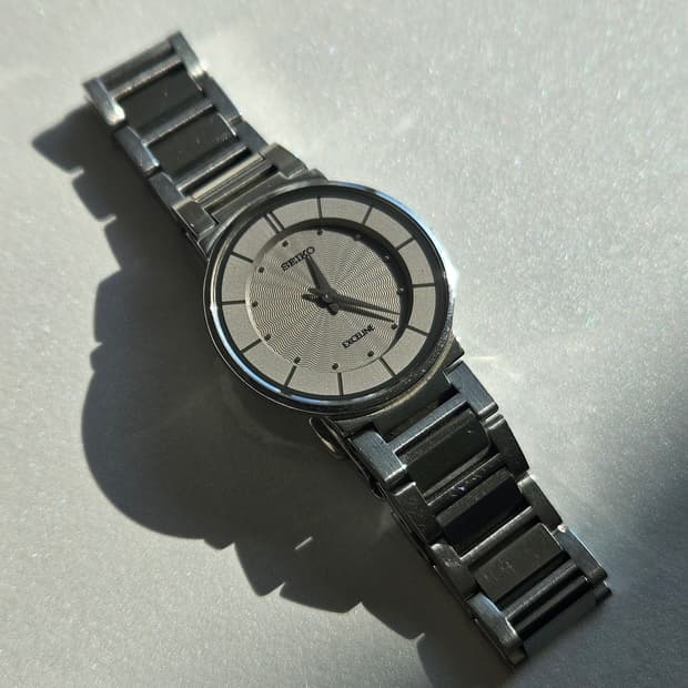 세이코 엑셀린 은장 여성시계