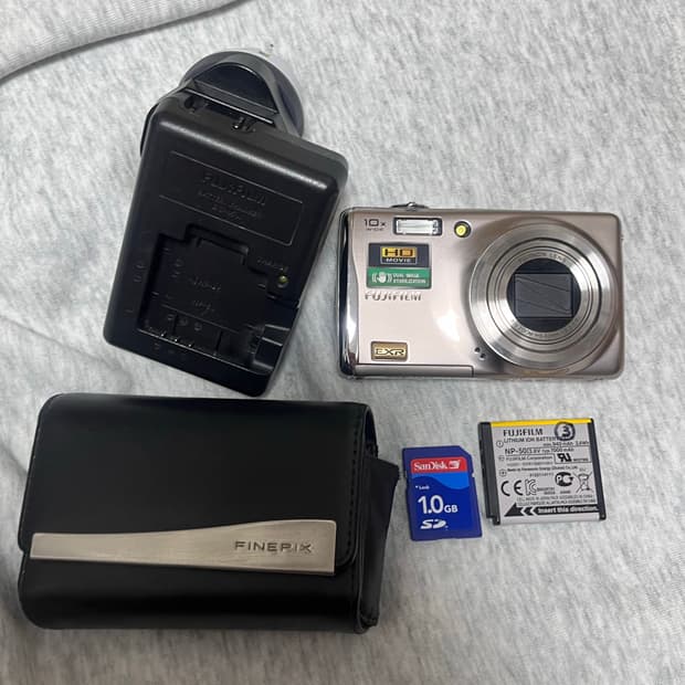 아일릿 디카 파인픽스 f80exr