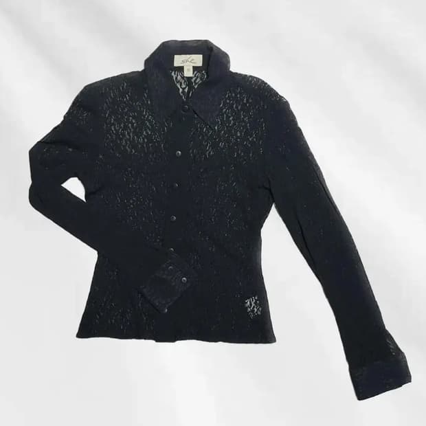 와이즈걸 레이스 셔츠탑