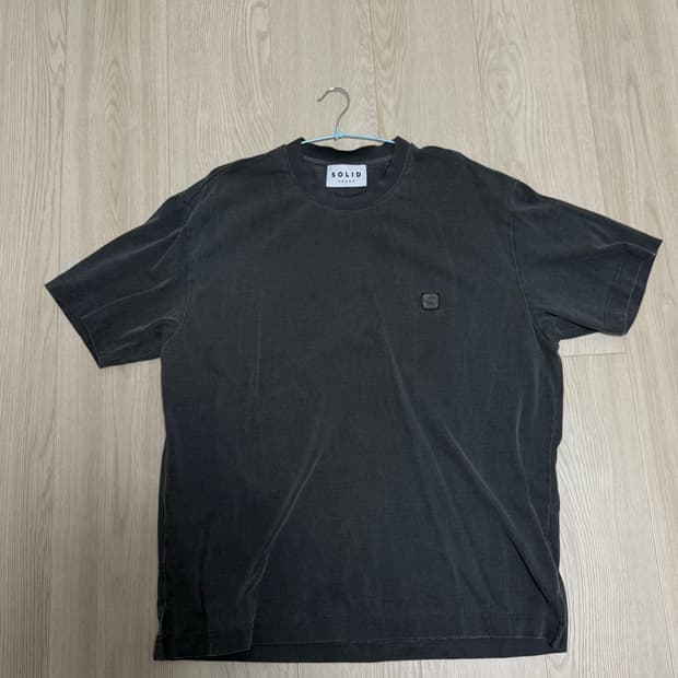 [48] 솔리드 옴므 반팔